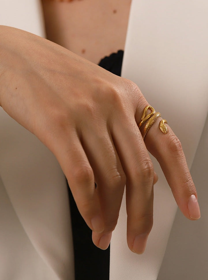 18K Gouden Geplateerde RVS Slang Ontwerp Ring-Ringen-Calora-Goud-Calora