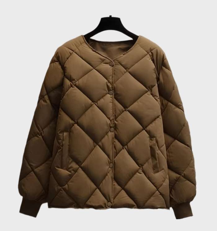 Adah | Warm gewatteerd pufferjack met V-hals en knoopsluiting-Zomer Jassen-Calora-Bruin-S-Calora