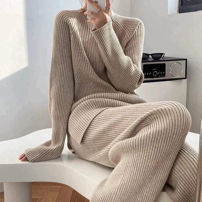 Adelie | Comfortabel tweedelig Pak-Sets & Pakken-Calora-Beige-One size-Calora