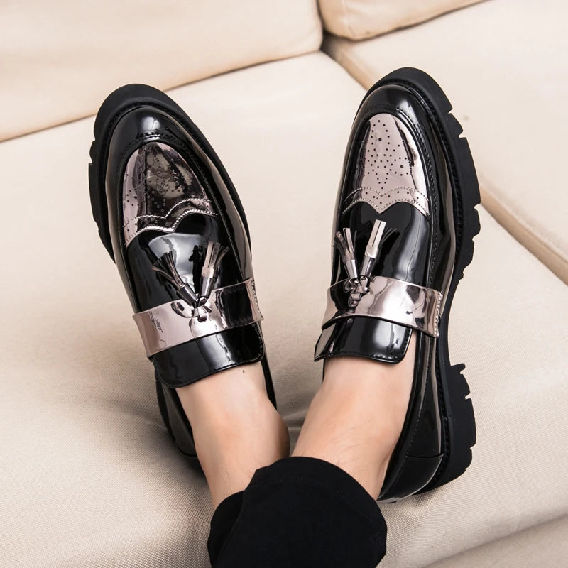 Alessandro | Glanzend zwarte Slip-on Loafers met kwastje-Loafers-Calora-Zilver-39-Calora