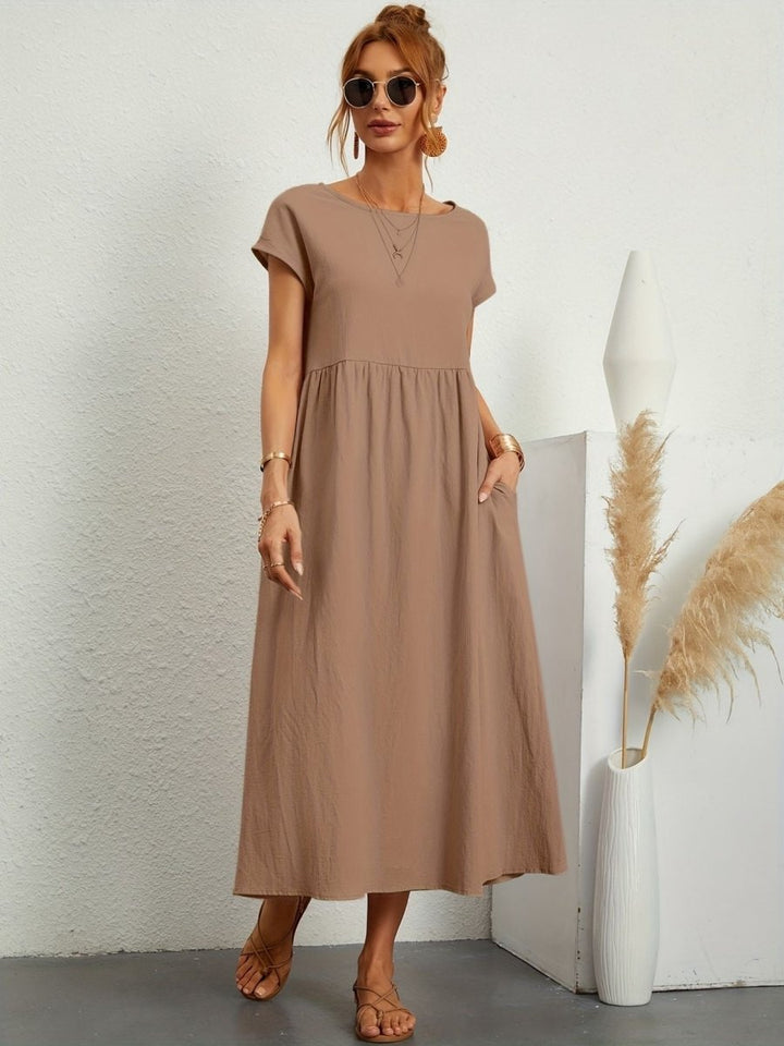 Amiro | Elegante Jurk met ronde hals-Zomer Jurken-Calora-Khaki-S-Calora
