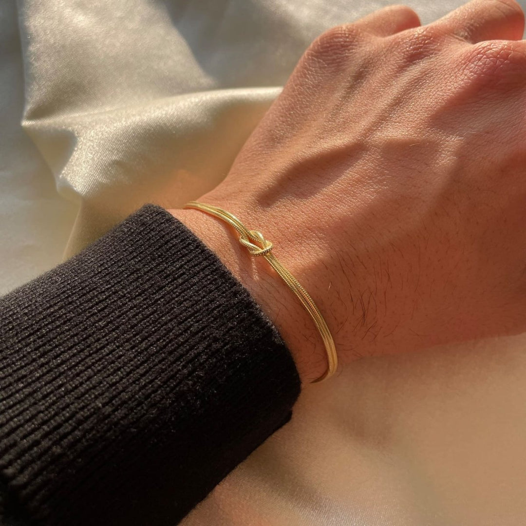 Amour | Minimalistische armband liefdesknoop-Armbanden-Calora-Zilver-Calora