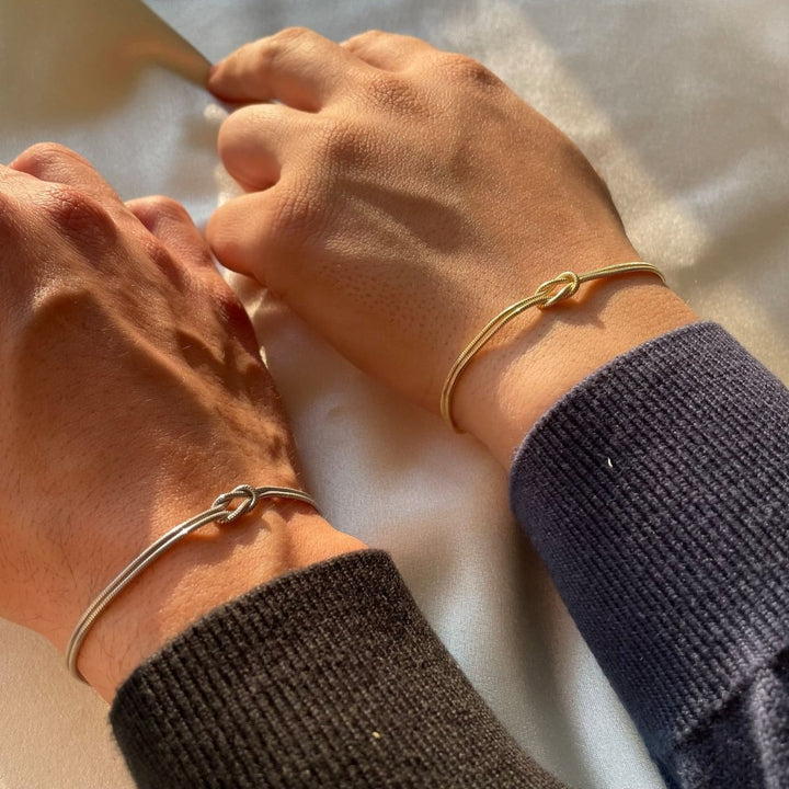 Amour | Minimalistische armband liefdesknoop-Armbanden-Calora-Zilver-Calora