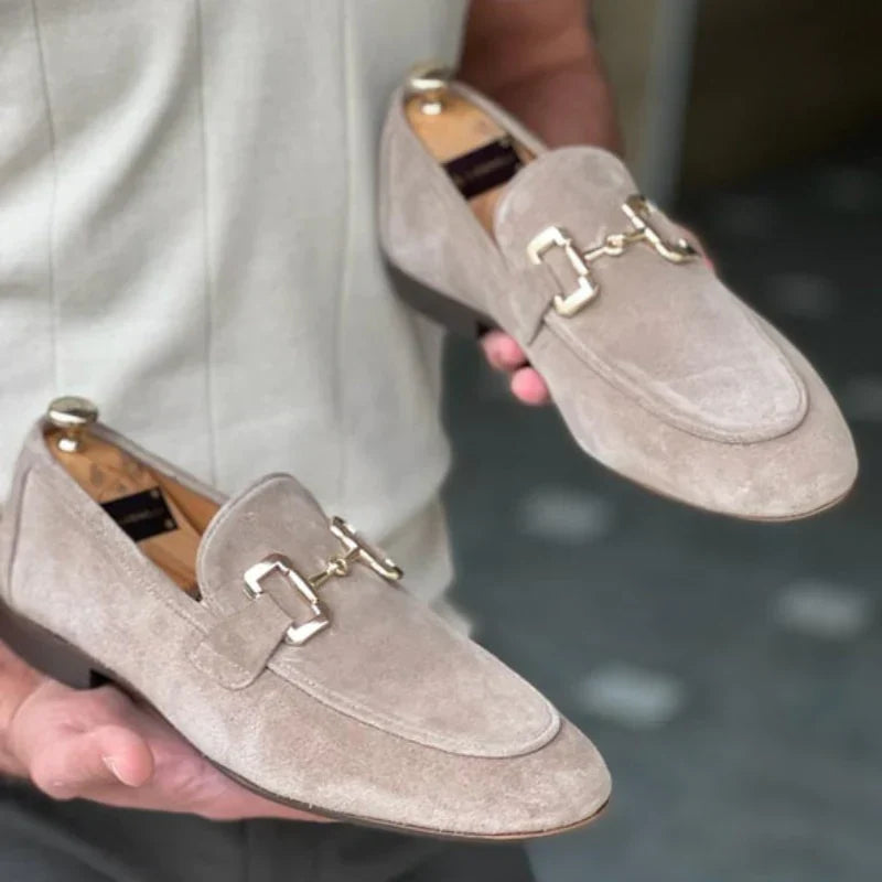 CALORA_ Bossélio | Suède Loafers met Metaal Gesp Detail