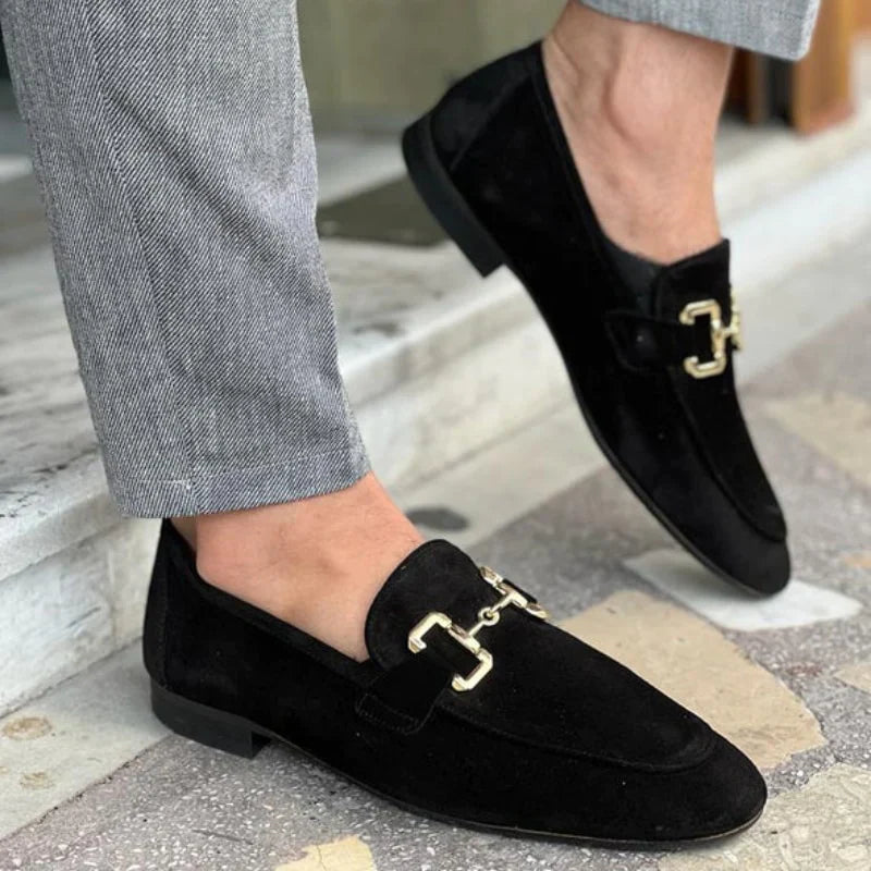 CALORA_ Bossélio | Suède Loafers met Metaal Gesp Detail