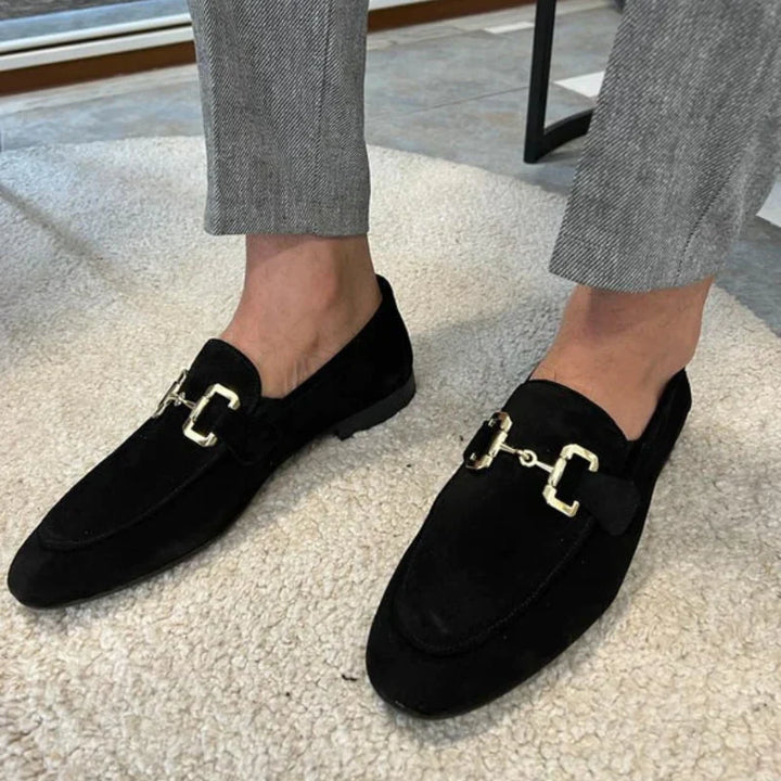 CALORA_ Bossélio | Suède Loafers met Metaal Gesp Detail