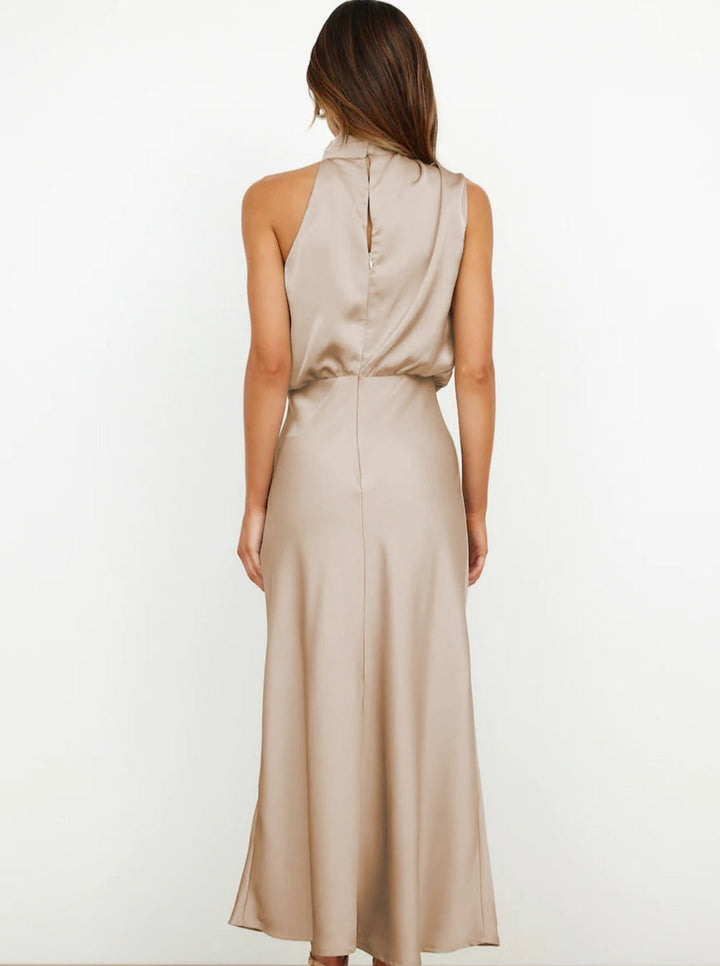 Carlota | Elegante abrikooskleurige halterjurk-Feest Jurken-Calora-S-Calora