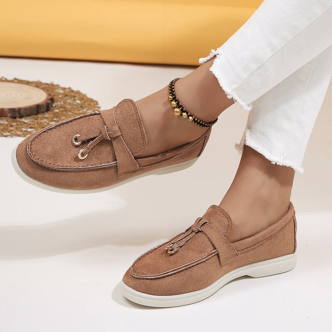 Chic & Comfort Loafers - Dames Suede Instappers voor de Herfst en Lente-Loafers-Calora-Bruin-36-Calora