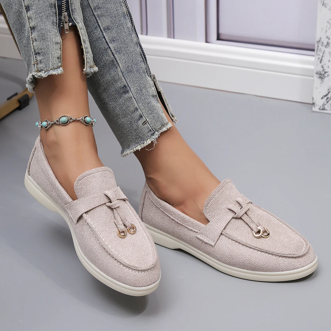 Chic & Comfort Loafers - Dames Suede Instappers voor de Herfst en Lente-Loafers-Calora-Grijs-36-Calora