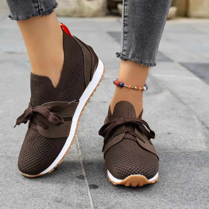 CALORA_ Dames Mesh Sneakers Veterschoenen met Ademend Ontwerp en Comfortabele Inlegzolen