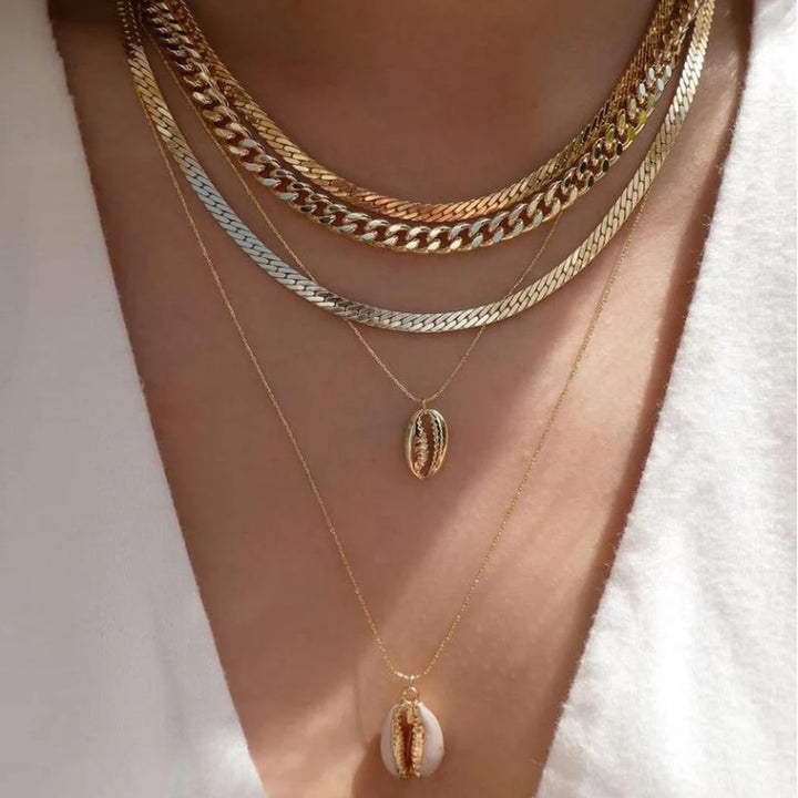 CALORA_ Elegante Gouden Parel Kettingen Set met Kristallen Hangers voor Vrouwen