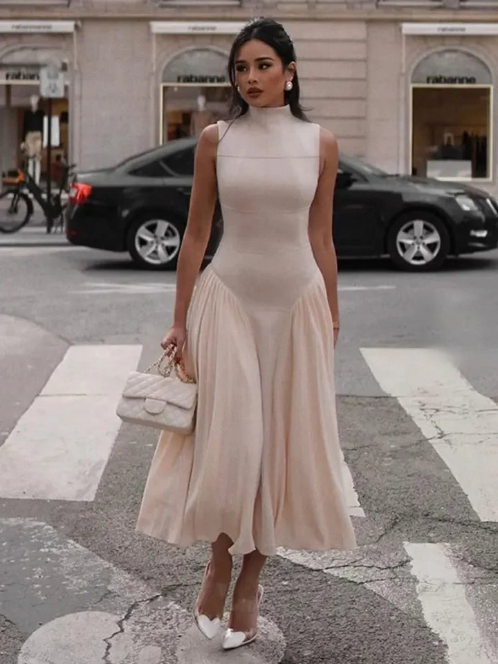 Elegante Lange Jurk Met Ruches En Smalle Spaghettibandjes-Feest Jurken-Calora-Beige-L-Calora