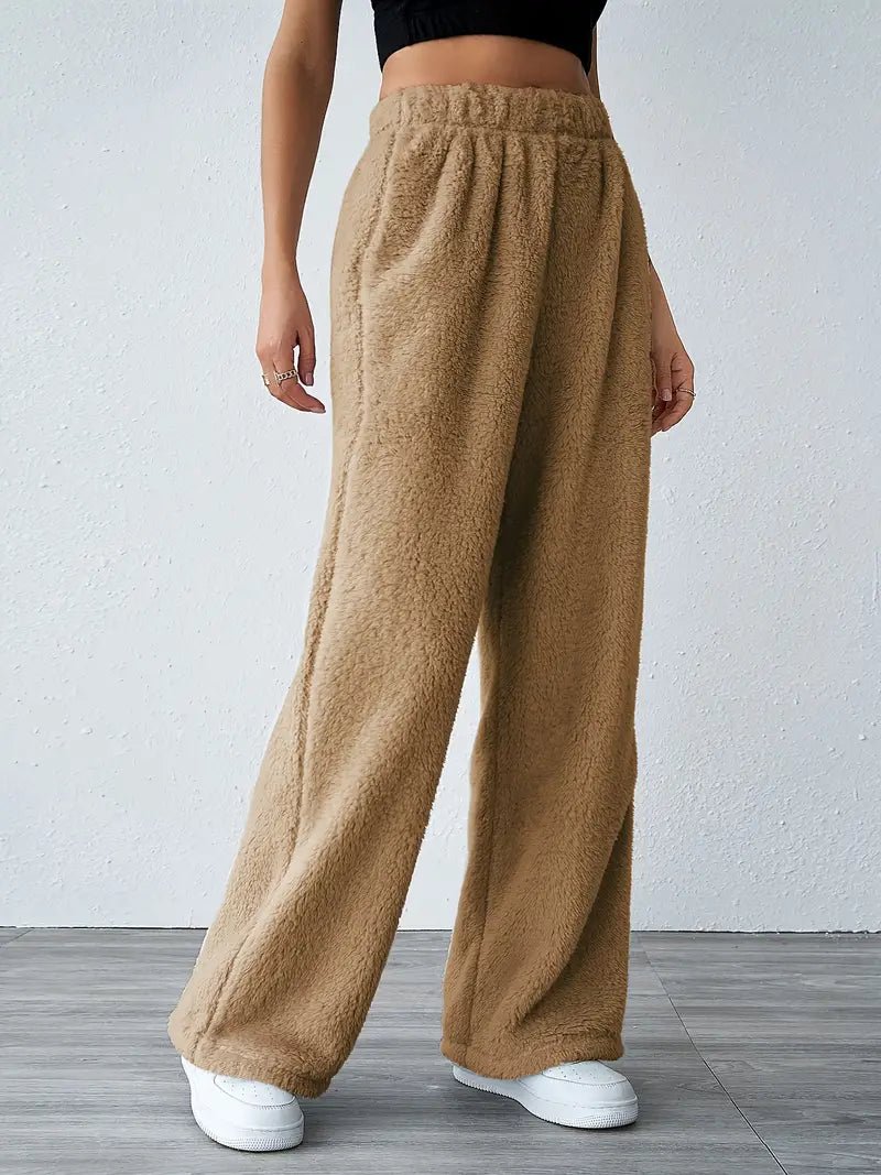 Eliska | Comfy Teddy Joggingbroek-Korte Broeken-Calora-Bruim-S-Calora