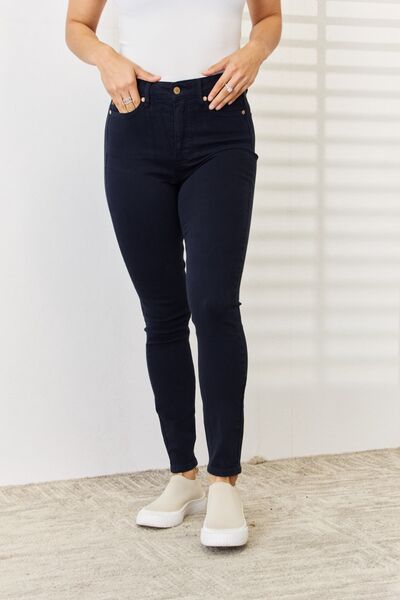 Elvira | Zwart geverfde Skinny Jeans met buikcontrole-Pantalons-Calora-S-Calora