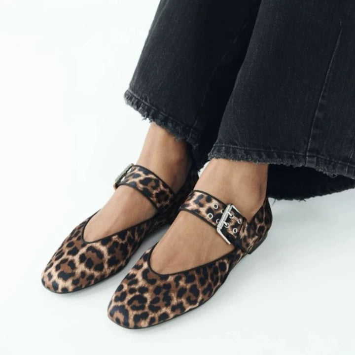 CALORA_ Flats Espadrilles voor Vrouwen met Retro Luipaard Print
