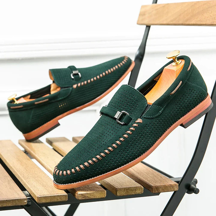 Gabriel | Stijlvolle Loafers met Gesp Detail en stiksels-Loafers-Calora-Groen-39-Calora