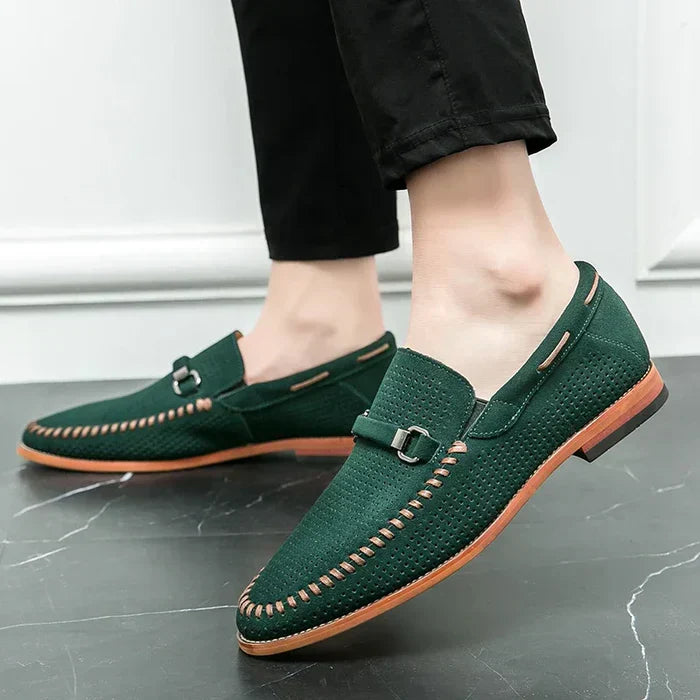 Gabriel | Stijlvolle Loafers met Gesp Detail en stiksels-Loafers-Calora-Groen-39-Calora