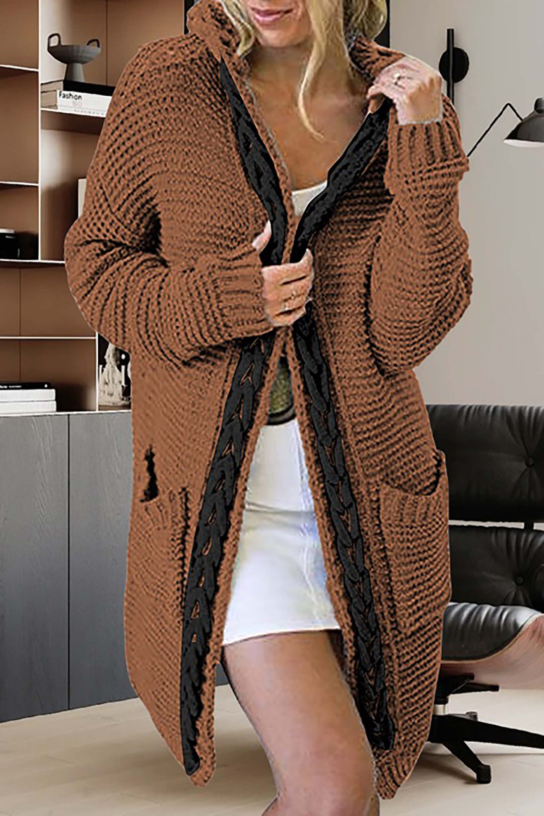 Gebreide trui met lange mouwen en capuchon in contrasterende kleur-Blazers & Vesten-Calora-Grijs-S-Calora