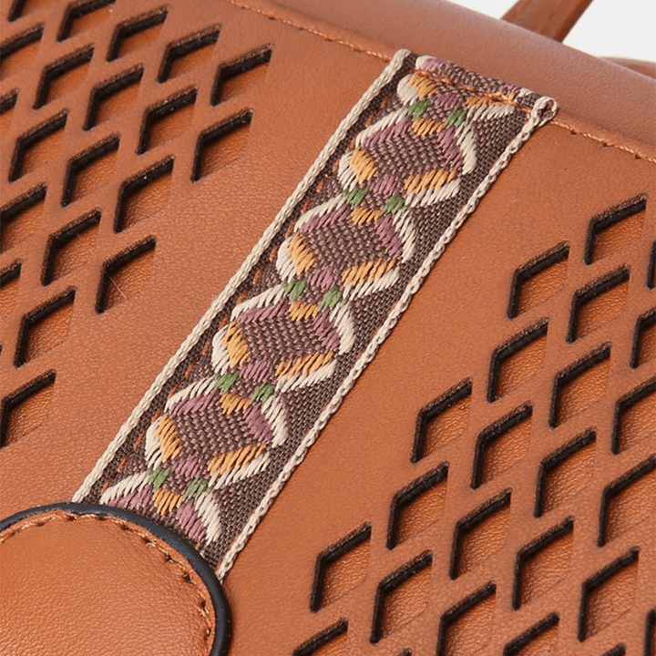 Gestikte Leren Rugzak en Schoudertas met Geometrisch Patroon-Handtassen-Calora-A - Breeze-Calora