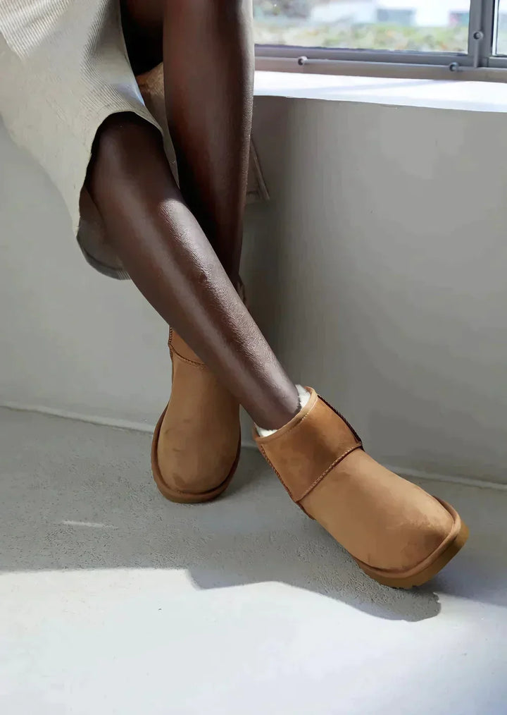 CALORA_ Gevoerde suede enkellaarsjes winter schoenen dames