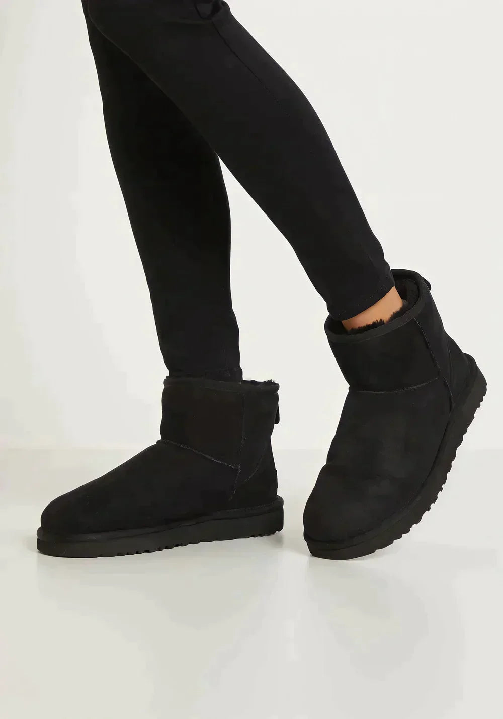 CALORA_ Gevoerde suede enkellaarsjes winter schoenen dames