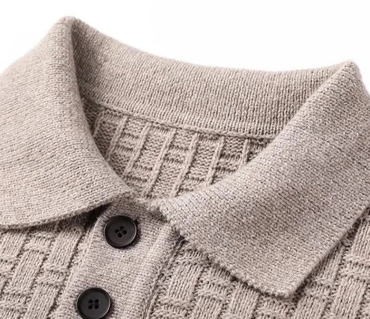 CALORA_ Geweven jacquard trui met kraag en knopen