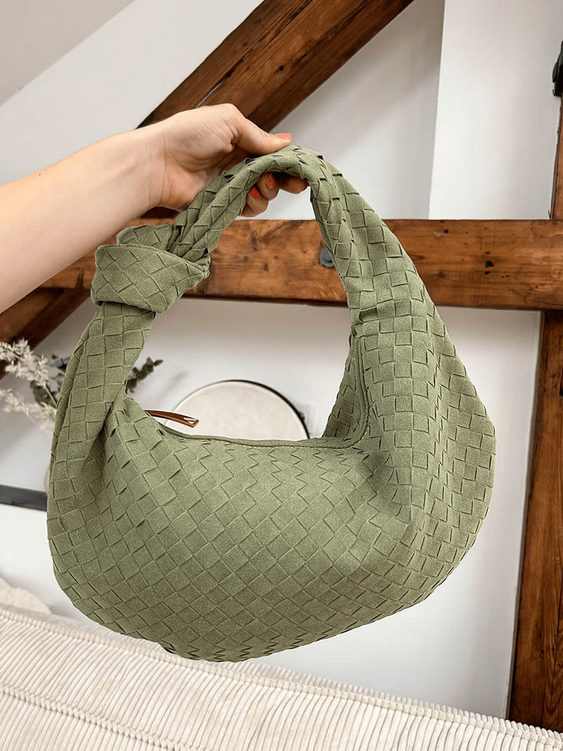 CALORA_ Geweven Suède Handtas Medium met Knoopdetail