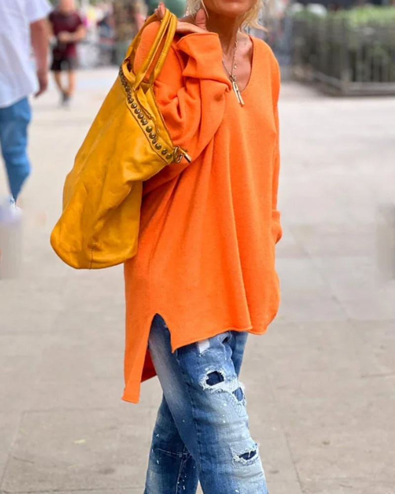 Jip | Oranje EK Blouse met een V-hals-Blouses-Calora-Oranje-S-Calora