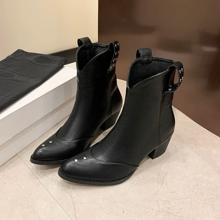 Jolynn | Cowboy Enkel Laarsjes met Puntige Neus-Laarzen-Calora-Khaki-34-Calora