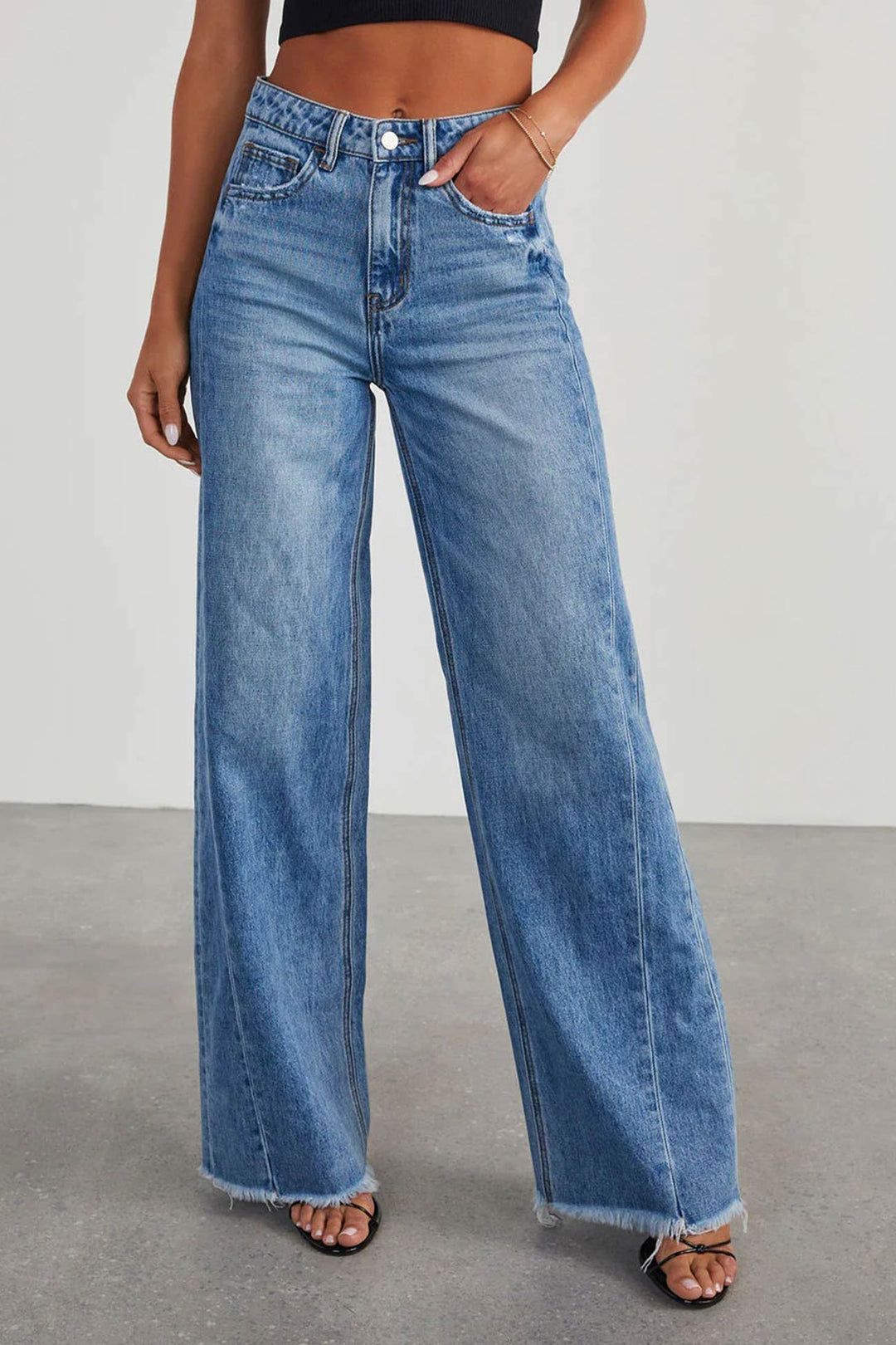 Karine | Spijkerbroek met halfhoge taille en ruwe zoom-Pantalons-Calora-S-Calora