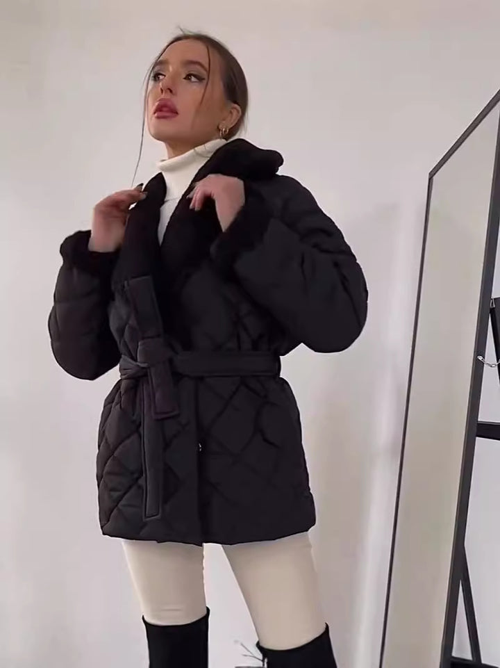 CALORA_ Korte katoenen Winterjas met revers en taille riem voor dames