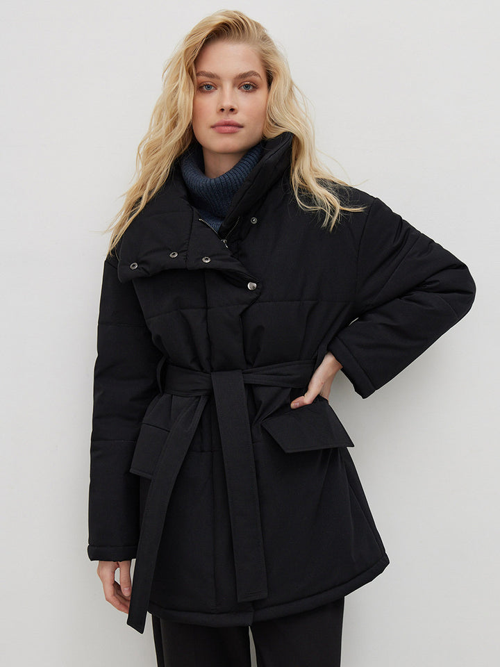CALORA_ Kraaggewatteerde Winterjas met Tailleband en Snit voor Herfst/Winter