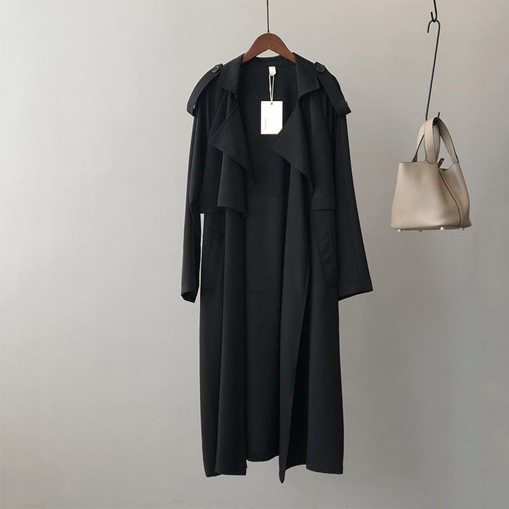 Lange Trenchcoat Voor Dames Met Reverskraag en Strak Design-trenchcoat dames-Calora-Zwart-S-Calora