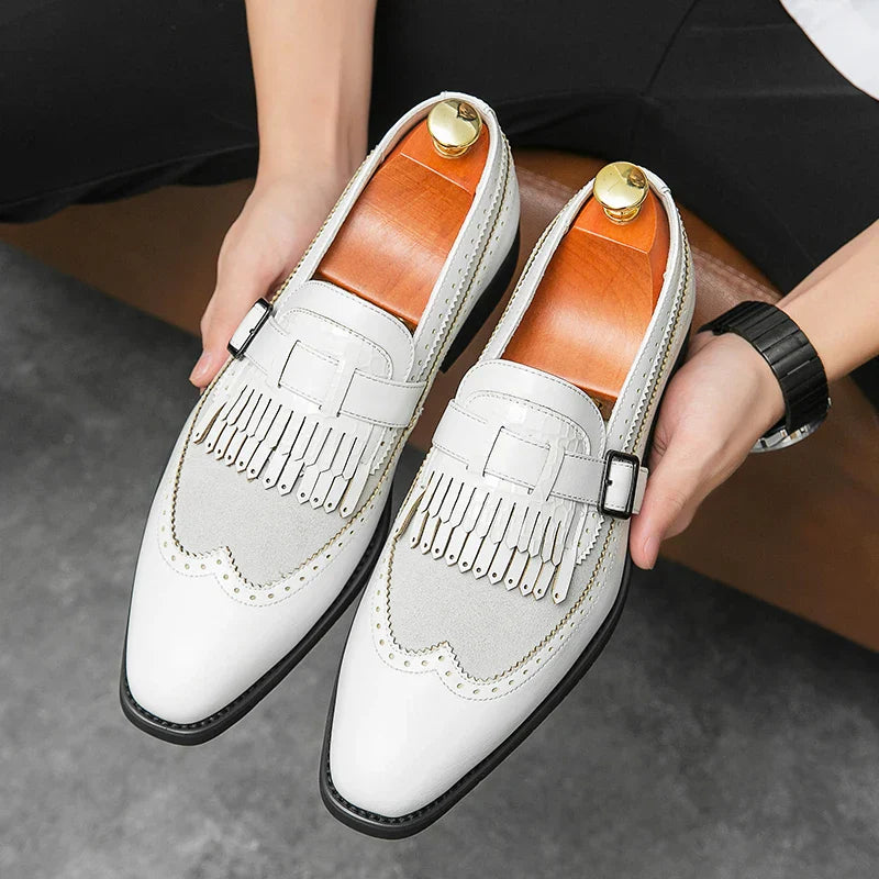 CALORA_ Leren Brogues met Franje en Sleek Gesp voor Dames en Heren
