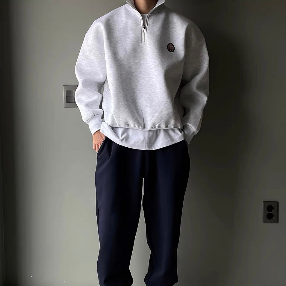 CALORA_ Lichtgrijze Varsity Sweatshirt met Halve Rits en Borduursel