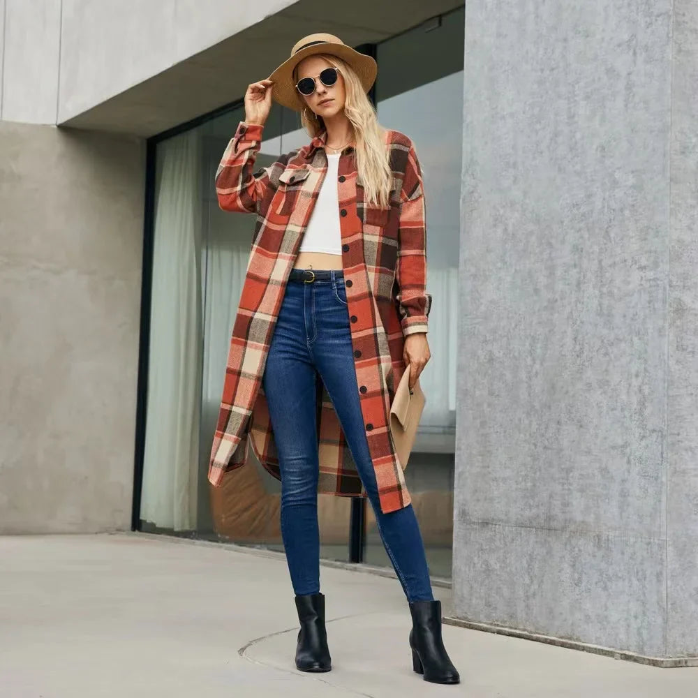 Louise | Dames geruite trenchcoat met zijsplitten en zakken-Zomer Jassen-Calora-Rood-S-Calora