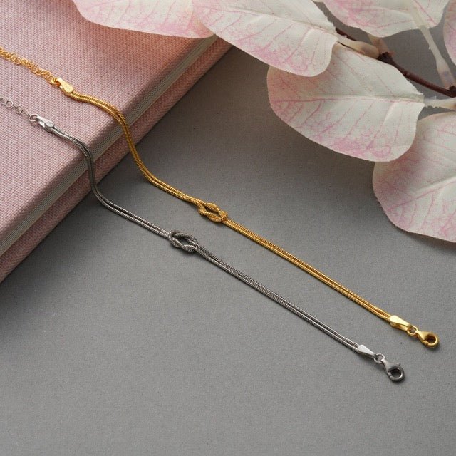 Amour | Minimalistische armband liefdesknoop-Armbanden-Calora-Zilver-Calora