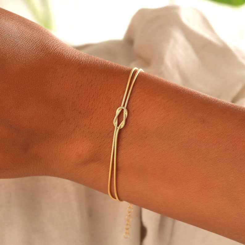 Amour | Minimalistische armband liefdesknoop-Armbanden-Calora-Zilver-Calora