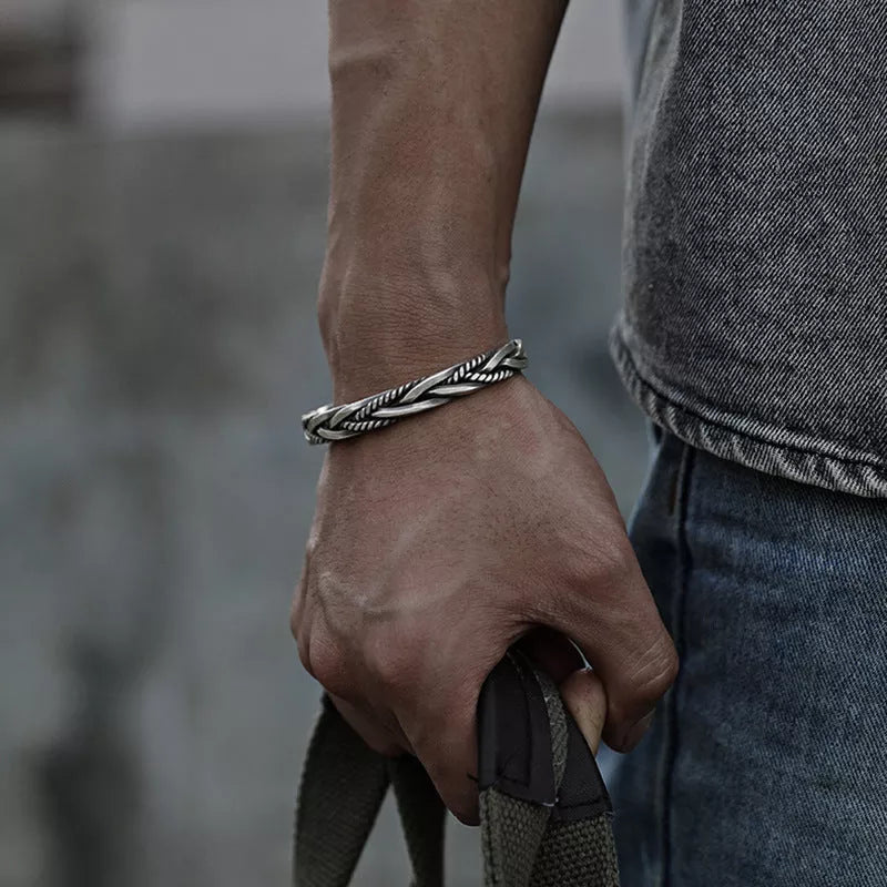 CALORA_ OakForge | Gevlochten Zilveren Armband