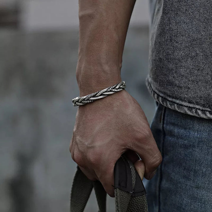 CALORA_ OakForge | Gevlochten Zilveren Armband