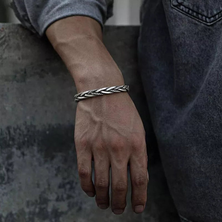 CALORA_ OakForge | Gevlochten Zilveren Armband