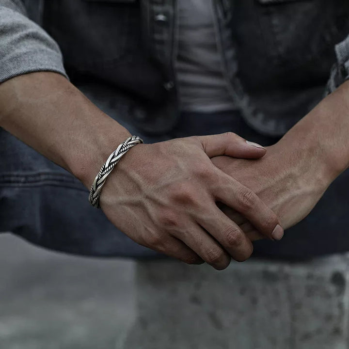 CALORA_ OakForge | Gevlochten Zilveren Armband