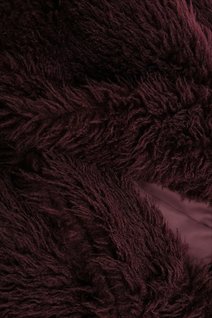 CALORA_ Pluche Bordeaux Shaggy Jas van imitatie Bont