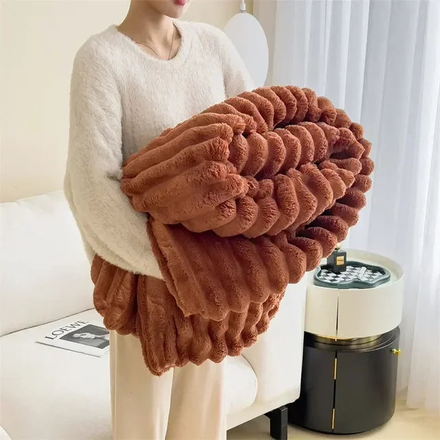 CALORA_ Pluche Deken voor ultieme luxe en warmte - Bedsprei of bankdeken