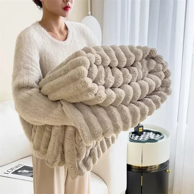 CALORA_ Pluche Deken voor ultieme luxe en warmte - Bedsprei of bankdeken