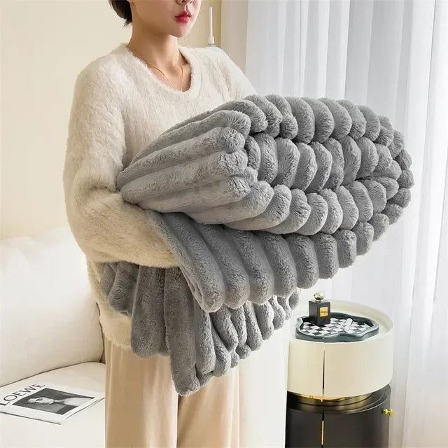 CALORA_ Pluche Deken voor ultieme luxe en warmte - Bedsprei of bankdeken
