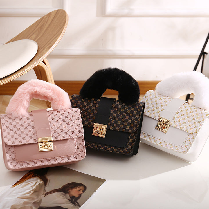 CALORA_ Pluche Vierkante Mini Handtas met Ketting