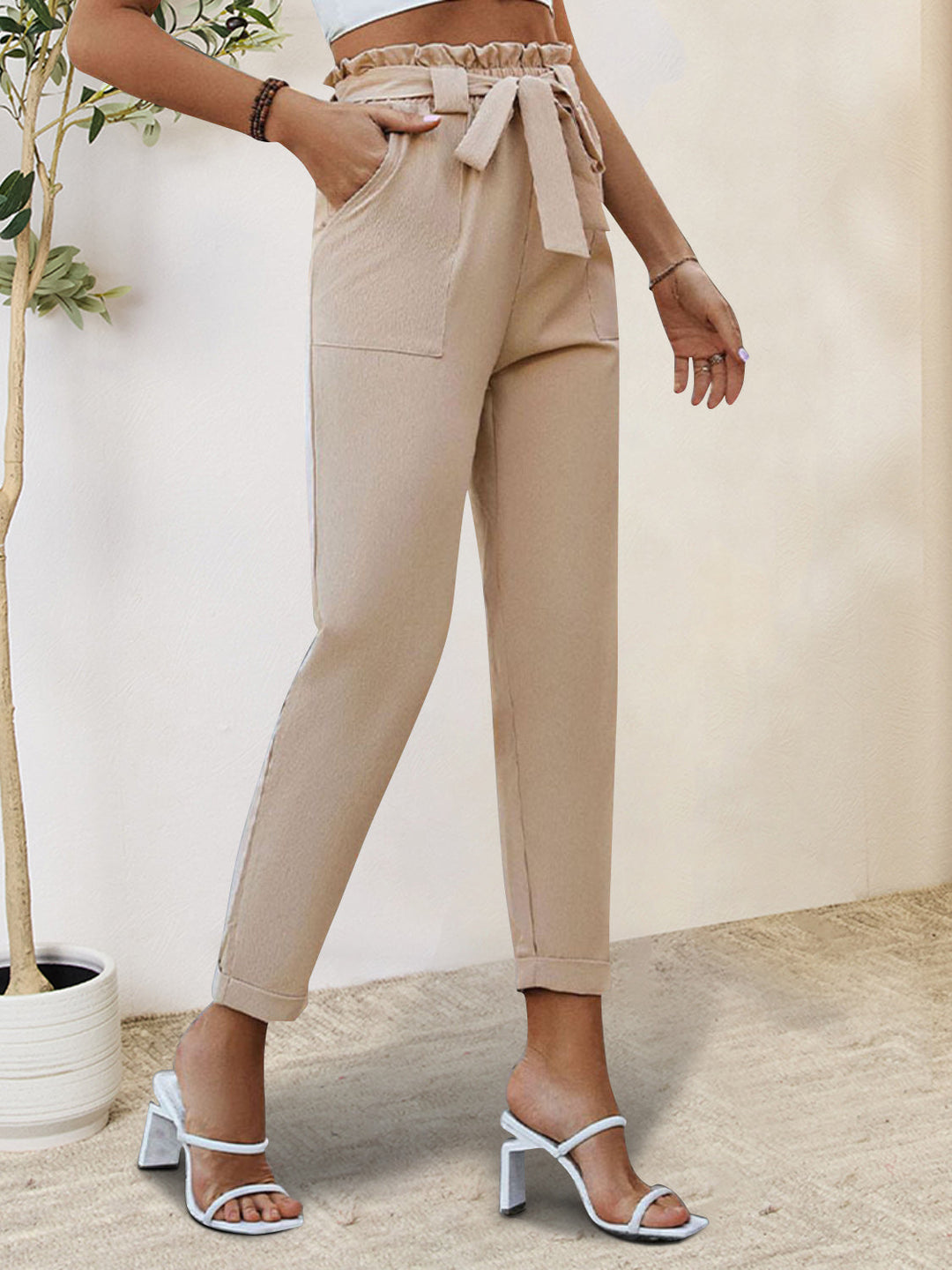 Pravina | Elastische tailleband Pantalon met vetersluiting en zakken-Wijde Broeken-Calora-Khaki-S-Calora