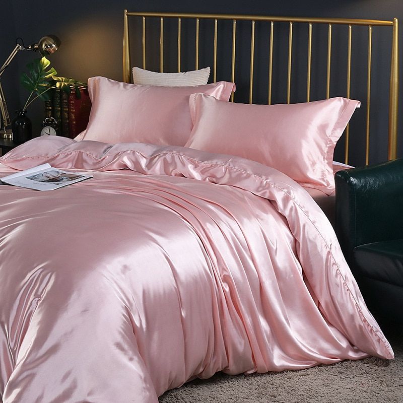 Premium Zijde/Satijnen Beddengoed (4 Stuks)-Home Decor-Calora-Roze-150cm hoeslaken + Dekbed 200x 230cm + 2x kussensloop-Calora