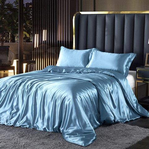 Premium Zijde/Satijnen Beddengoed (4 Stuks)-Home Decor-Calora-Skyblue-150cm hoeslaken + Dekbed 200x 230cm + 2x kussensloop-Calora